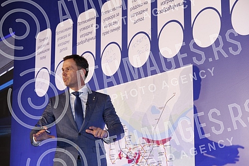 The contractual agreement for the Project of infrastructure construction and filling of the plateau for the metro depot in Makisko polje in Belgrade was signed in the ceremonial hall of the Old Palace.Ugovorni sporazum za Projekat izgradnje infrast