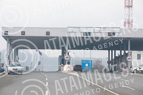 Blockade of Trbusnica (Serbia) - Sepak (BiH) border crossing in protest of Rio Tinto's Jadar project.
Blokada granicnog prelaza Trbusnica (Srbija) - Sepak (BiH) u znak protesta zbog projekta Jadar kompanije Rio Tinto. Blockade of Trbusnica (Serbia) - Sepak (BiH) border crossing in protest of Rio Tinto's Jadar project.
Blokada granicnog prelaza Trbusnica (Srbija) - Sepak (BiH) u znak protesta zbog projekta Jadar kompanije Rio Tinto.