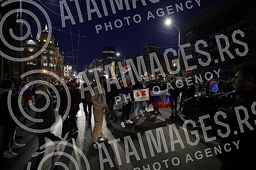 War veterans and People's Patrols organized a protest on the day of the beginning of the NATO aggression on our country, in front of the General Staff.Ratni veterani i Narodne patrole organizovali su protest na dan pocetka agresije NATO pakta na na