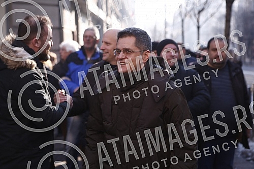 On the fourth anniversary of the murder of Oliver Ivanovic, citizens and opposition leaders gathered in front of the Presidency of the Republic of Serbia, and then went for a walk along the route to the Church of St. Mark under the slogan 