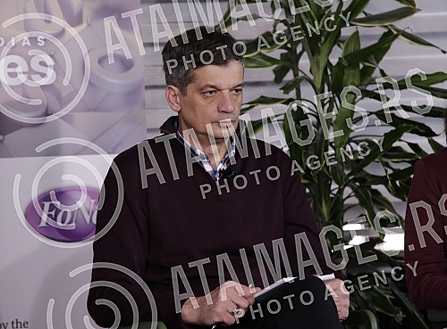 A debate was held by representatives of the Coalition for Freedom of the Media entitled 