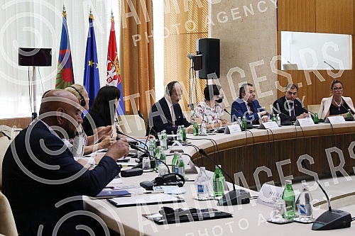 The Ministry of Human and Minority Rights and Social Dialogue and the Team for Social Inclusion and Poverty Reduction, in cooperation with the European Commission, are organizing a Technical Meeting on Social Inclusion of Roma in the Republic of Serb