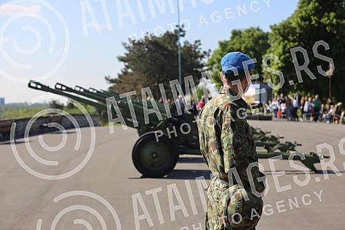 The two-day celebration of the Day of Victory over Fascism in the Second World War - May 9, began with the firing of honorary platoons of the Serbian Army from the Sava Terrace on Kalemegdan.Dvodnevno obelezavanja Dana pobede nad fasizmom u Drugom 
