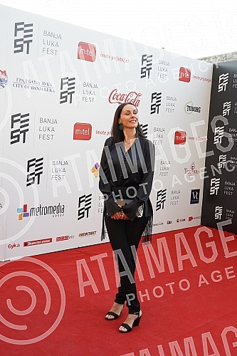 On the fourth, final evening of the second international music festival, Banja Luka Fest, the audience enjoyed a concert by Zdravko Colic and the Philharmonic Orchestra on the big stage of the fortress Kastel Banja Luka.
Cetvrte, zavrsne veceri drug On the fourth, final evening of the second international music festival, Banja Luka Fest, the audience enjoyed a concert by Zdravko Colic and the Philharmonic Orchestra on the big stage of the fortress Kastel Banja Luka.
Cetvrte, zavrsne veceri drug