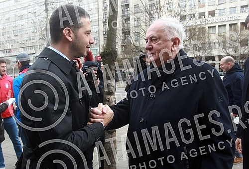 The 112th birthday of the Olympic Committee of Serbia was marked on the plateau in front of the Hotel Moskva.112. rodjendan Olimpijskog komiteta Srbije obelezen je na platou ispred hotela Moskva.