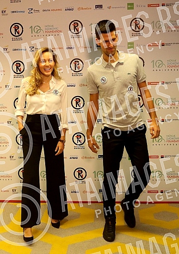 HR simulation - Original talks organized by the Djokovic Foundation.HR simulacija - Originalni razgovori u organizaciji Djokovic fondacije.