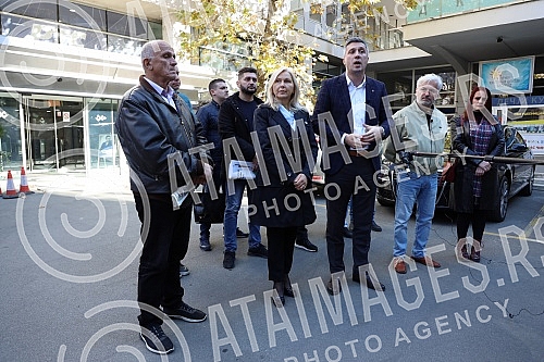 President of the Serbian movement Dveri Bosko Obradovic and environmental activist prof. Dr. Dusko Kuzovic, held a press conference in front of the building of the Radio Television of Serbia, with the topic: 