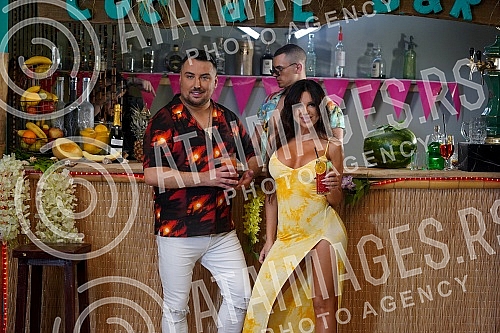 On the World Music Day, the promotion of the album 