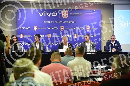 In the SC FSS, in Stara Pazova, a press conference was held between the representatives of the Football Association of Serbia and the company Vivo on the occasion of the promotion of the new sponsorship agreement.U SC FSS, u Staroj Pazovi odzana je