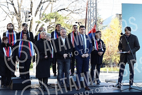 The World Day of Remembrance for the Victims of Traffic Accidents was marked today on the Republic Square in Belgrade with a special program, after which 492 white balloons were symbolically released into the sky in memory of the same number of peopl