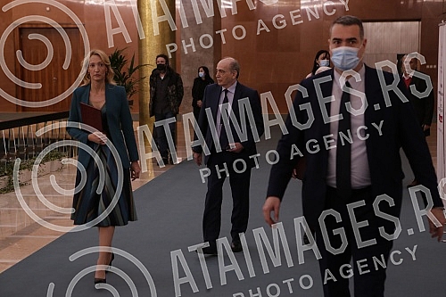 The Ministry of Village Care organized a festive gathering to present the results of the Ministry's work in 2021.
Ministarstvo za brigu o selu organizovalo je praznicno okupljanje na kome su predstavljeni rezultati rada Ministarstva u 2021. godini. The Ministry of Village Care organized a festive gathering to present the results of the Ministry's work in 2021.
Ministarstvo za brigu o selu organizovalo je praznicno okupljanje na kome su predstavljeni rezultati rada Ministarstva u 2021. godini.