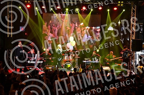 Under the auspices of the city of Kraljevo, a concert by Miroslav Ilic was held on the Square of Serbian Warriors in Kraljevo, originally planned to celebrate the Serbian New Year, but was then postponed due to the extremely bad epidemiological situa