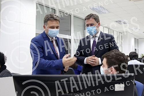 Presentation of the new e-Consulate electronic service project in the Office for IT and eGovernment.Predstavljanje novog projekta elektronske usluge e-Konzulat u Kancelariji za IT i eUpravu