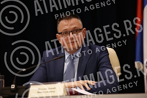 The press conference of the NBS Governor Jorgovanka Tabakovic on current developments in the financial sector was held at the National Bank of Serbia. U Narodnoj banci Srbije odrzana je konferencija za novinare guvernera NBS Jorgovanke Tabakovic o 