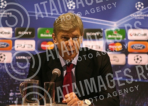 Konferencija za medije FK Partizan i Arsenal FC (England) posle utakmice u grupnoj fazi takmicenja Grupe H (Group H, Champions League) odigrane na stadionu Partizana.