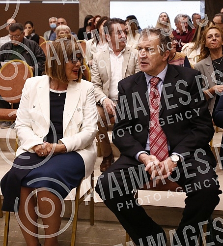 The Deputy Prime Minister of the Republic of Serbia and the Minister of Culture and Information Maja Gojkovic opened the exhibition entitled FEMINA BALCANICA: MATER, MATRONA, AUGUSTA, DEA. Women in the Balkans in ancient times, which marks Museum Day