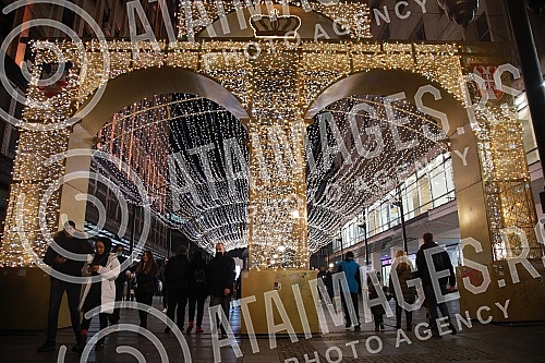 Atmosphere in the center of Belgrade on New Year's Eve.Atmosfera u centru Beograda uoci Nove godine.