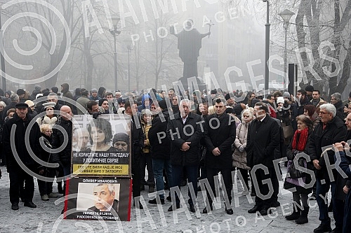 In the crypt of the Saint Sava Temple in Belgrade, a memorial was served to the killed Oliver Ivanovic. U kripti Hrama Svetog Save u Beogradu sluzen je pomen ubijenom Oliveru Ivanovicu.