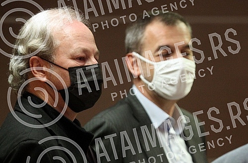 In the Youth center, a group of excluded members of the Democratic party organized a gathering of 