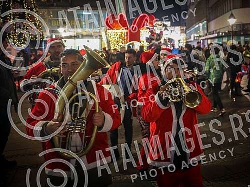 Atmosphere in the center of Belgrade on New Year's Eve.Atmosfera u centru Beograda uoci Nove godine.