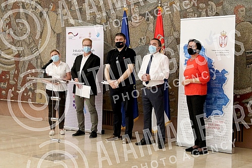 The Ministry of Human and Minority Rights and Social Dialogue and the German Organization for International Cooperation (GIZ) held a press conference at the Palace of Serbia to discuss a vaccination campaign in the languages of national minorities.