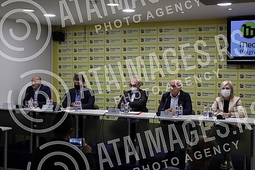 The National Organization of Romanians in Serbia held a press conference at the Media Center on the day when Romania celebrates its national holiday - the Day of Unification of Transylvania and the Romanian Principality, all over numerous insults on 
