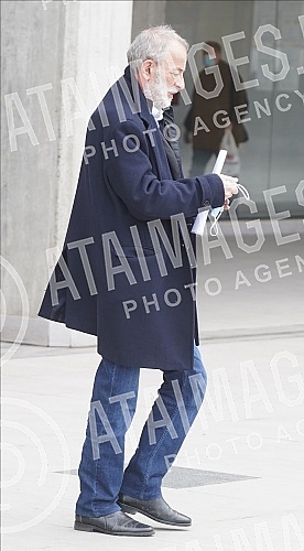 Director Miroslav Mika Aleksic is leaving the Palace of Justice. Reziser Miroslav Mika Aleksic izlazi iz Palate pravde.  