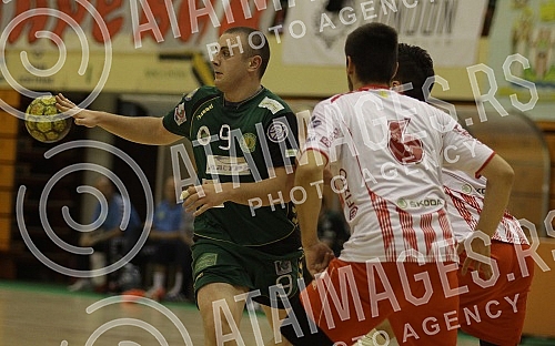 Utakmica 6-og kola plejauta rukometne Super Lige Srbije izmedju RK Kolubara Lazarevac i RK Crvena Zvezda Beograd odigrana u `SRC Kolubara`. 