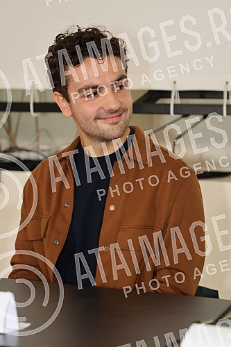 The press conference regarding the announcement of the broadcast of the TV series The press conference regarding the announcement of the broadcast of the TV series