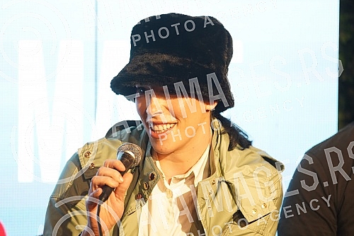 Pop rock band Neverne bebe has announced its new Belgrade concert in Kombank Hall for March 8 - Women's Day at the Jazz Canteen Club Lisbon within that cultural institution. Pop rock band Neverne bebe has announced its new Belgrade concert in Kombank Hall for March 8 - Women's Day at the Jazz Canteen Club Lisbon within that cultural institution.