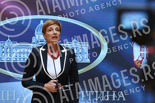 Deputy President of the Democratic Party and Member of Parliament Dragana Rakic ââheld a media conference regarding the case of discrimination and illegal expulsion of children from a preschool in Pecinci.
Zamenica predsednika Demokratske strank Deputy President of the Democratic Party and Member of Parliament Dragana Rakic ââheld a media conference regarding the case of discrimination and illegal expulsion of children from a preschool in Pecinci.
Zamenica predsednika Demokratske strank