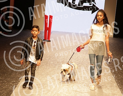 Fashion show of clothes for pets by Irena Atanaskovic.Modna revija odece za kucne ljubimce by Irena Atanaskovic.