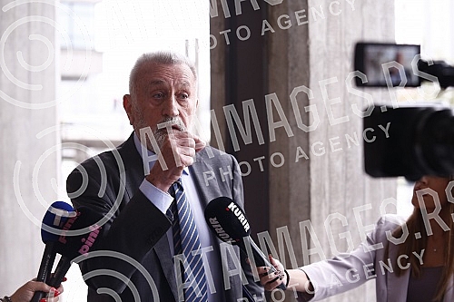 The High Court in Belgrade will issue a first-instance verdict to the former deputy head of the SBPOK, Goran Papic, on charges that in April 2020 he urged the return of the confiscated armored vehicle to Marko Miljkovic, who is now accused of organiz