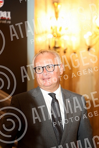 The Museum of the City of Belgrade will finally get its building in Resavska 40b, which will house 8,000 years of Belgrade's history on as many as 17,000 square meters, and on that occasion a press conference was held in the ceremonial hall of the Be