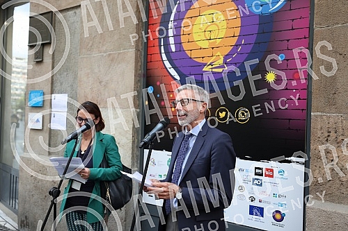 The 13th European Night of Researchers was officially opened at the French Institute in Belgrade.13. Evropska noc istrazivaca svecano je otvorena  u Francuskom institutu u Beogradu.