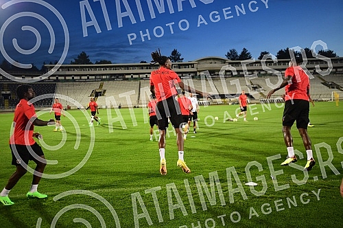 The players of FC Nice held a training session on the occasion of the upcoming Conference League match against FC Partizan.Igraci FK Nice odrzali su trening povodom predstojeceg meca Lige konferencija koji igraju protiv FK Partizan.