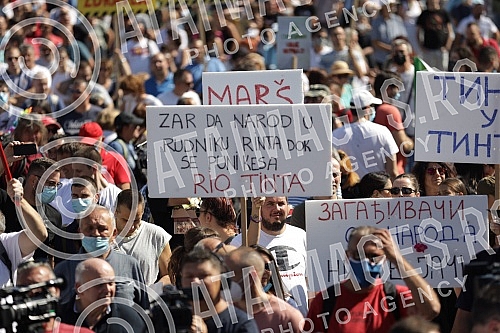 In front of the House of the National Assembly, a protest of several non-governmental organizations began, entitled 