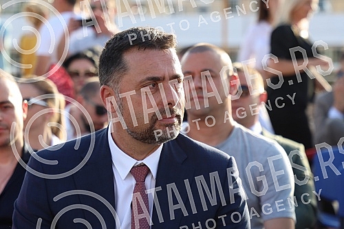 The eighth Belgrade Manifesto was opened on the Sava promenade, near the Captaincy.Na Sava promenadi, kod Kapetanije otvorne je osmi Beogradski Manifest. 