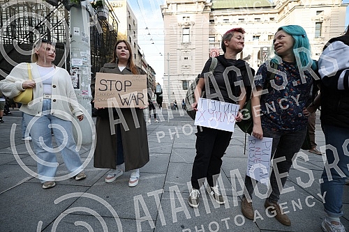 Protest of Russian emigrants against the mobilization that is being carried out in Russia, and at the invitation of the Russian movement 