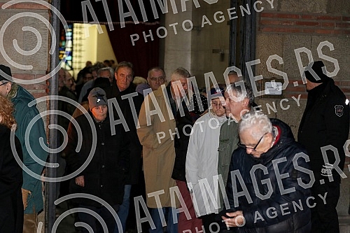 Burial - the cremation of the Serbian actress Neda Arneric held at the New Cemetery.
Sahrana - kremacija srpske glumice Nede Arneric odrzana na Novom groblju.
Burial - the cremation of the Serbian actress Neda Arneric held at the New Cemetery.
Sahrana - kremacija srpske glumice Nede Arneric odrzana na Novom groblju.