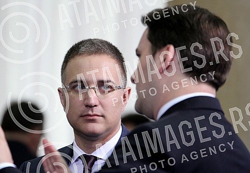 The second day of the visit of the President of China Xi Jinping's continued in the Palace of Serbia.Drugi dan posete predsednika Kine Si Djinping nastavio se svecanim docekom ispred Palate Srbija.