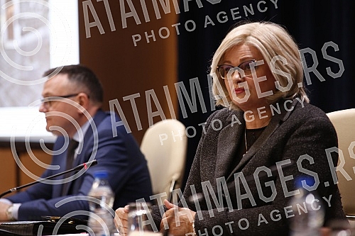 The National Bank of Serbia presented a three-year report on the results of the NBS's work in the field of protection of users of financial services.U Narodnoj banci Srbije predstavljen je trogodisnji izvestaj o rezultatima rada NBS u oblasti zasti