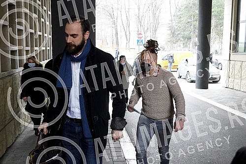 A hearing was held before the First Basic Court in Belgrade, where the plea agreement for illegal possession of drugs, concluded by rapper Stefan Djuric Rasta, with the Belgrade Higher Public Prosecutor's Office, should be considered.Pred Prvim osn