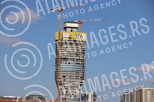 Construction of buildings in the city center, near the Gazella bridge.Izgradnja zgrada u centru grada, u blizini mosta Gazela. 