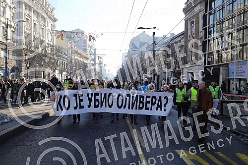 On the fourth anniversary of the murder of Oliver Ivanovic, citizens and opposition leaders gathered in front of the Presidency of the Republic of Serbia, and then went for a walk along the route to the Church of St. Mark under the slogan 