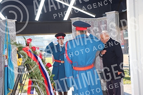 Wreaths were laid at the central memorial to the fallen members of the Republika Srpska MUP in Banja Luka today as part of the celebration of the baptism of the MUP of the Assembly of the Holy Archangel Michael - Arandjelovdan.Kod centralnog spomen