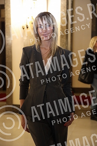 The fashion show of sustainable fashion by Verica Rakocevic, Tamara Jaric and Igor Todorovic was held in the ceremonial Hall of the Belgrade City Assembly, organized by the Fabrika agency.Modna revija odrzive mode Verice Rakocevic, Tamare Jaric i I