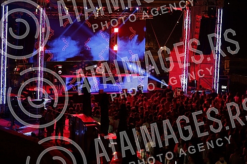 The long-awaited Matinée Fest will host the world's biggest stars of the electronic music scene from August 26 to 28, at the Kalemegdan Fortress, near Pobednik. Dugo ocekivani festival Matinée Fest od 26. do 28. avgusta ugostice najvece svetske zve