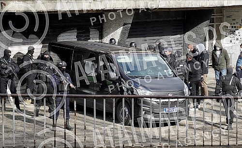 Police officers, inspectors and members of the BIA are conducting a detailed search of the premises of the Partizan Football Club, after the arrest of an organized criminal group, and they also called the fire department for help.Policajci, inspekt