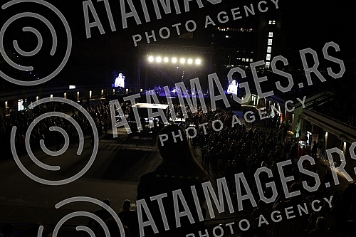 Massimo Savic performed for the first time on the cult scene of Tasmajdan.Massimo Savic je prvi put nastupio na kultnoj sceni Tasmajdana.